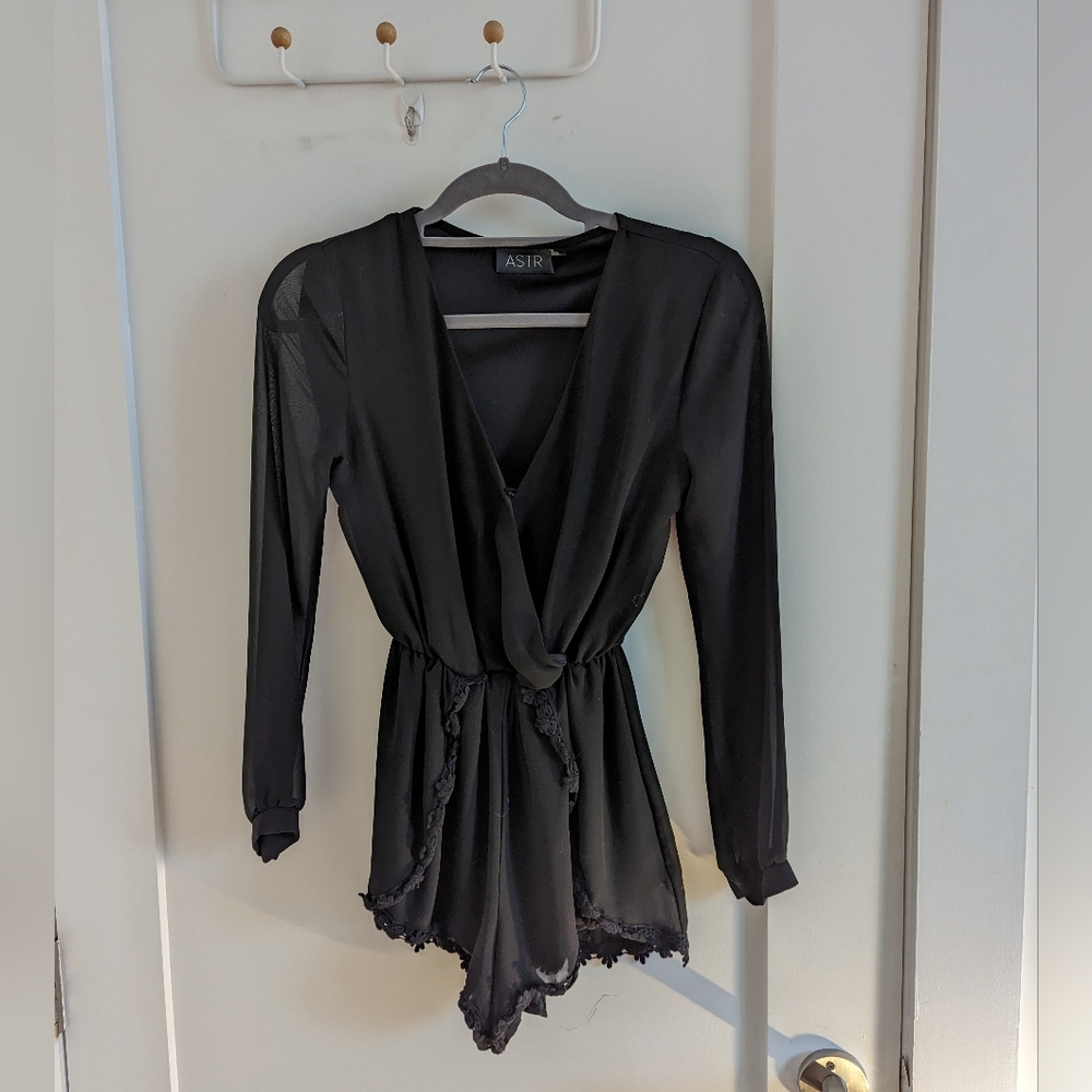 Sexy and cute Astr the label black romper